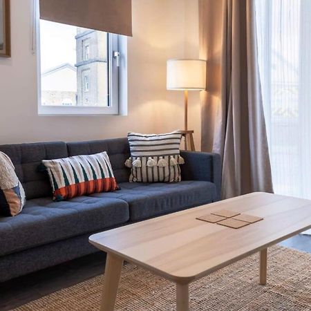 Contemporary 1 Bedroom Apartment In Ashford แอชฟอร์ด ภายนอก รูปภาพ
