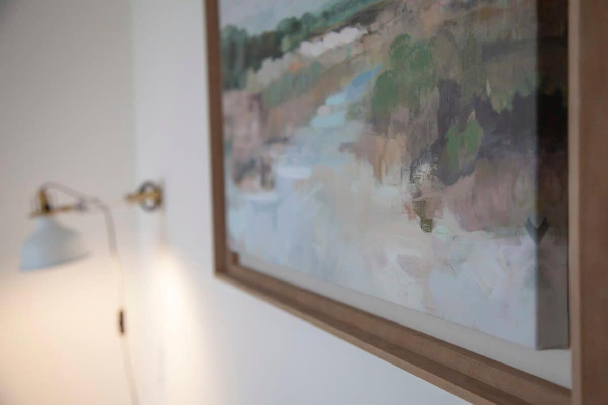 Contemporary 1 Bedroom Apartment In Ashford แอชฟอร์ด ภายนอก รูปภาพ